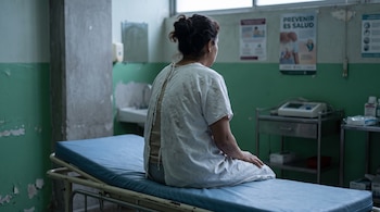 La violencia obstétrica se mantiene en México como un problema de salud estructural