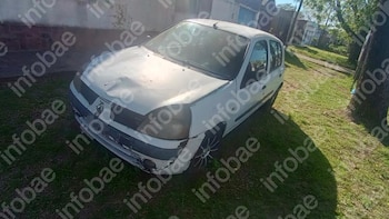 El episodio ocurrió en octubre de 2022 cuando el conductor de un Renault Clio diésel solicitó una carga de gasoil. Imagen del informe pericial (Poder Judicial)