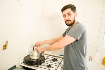 Para ayudarlo entrá a https://saun.org/casos/caso/GabrielxGabriela
(Gastón Taylor)