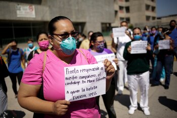 Personal médico del Instituto Mexicano