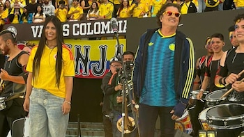 Carlos Vives presentó en El Campín “La Barra Incondicional”, canción oficial de la selección Colombia para el Mundial 2026