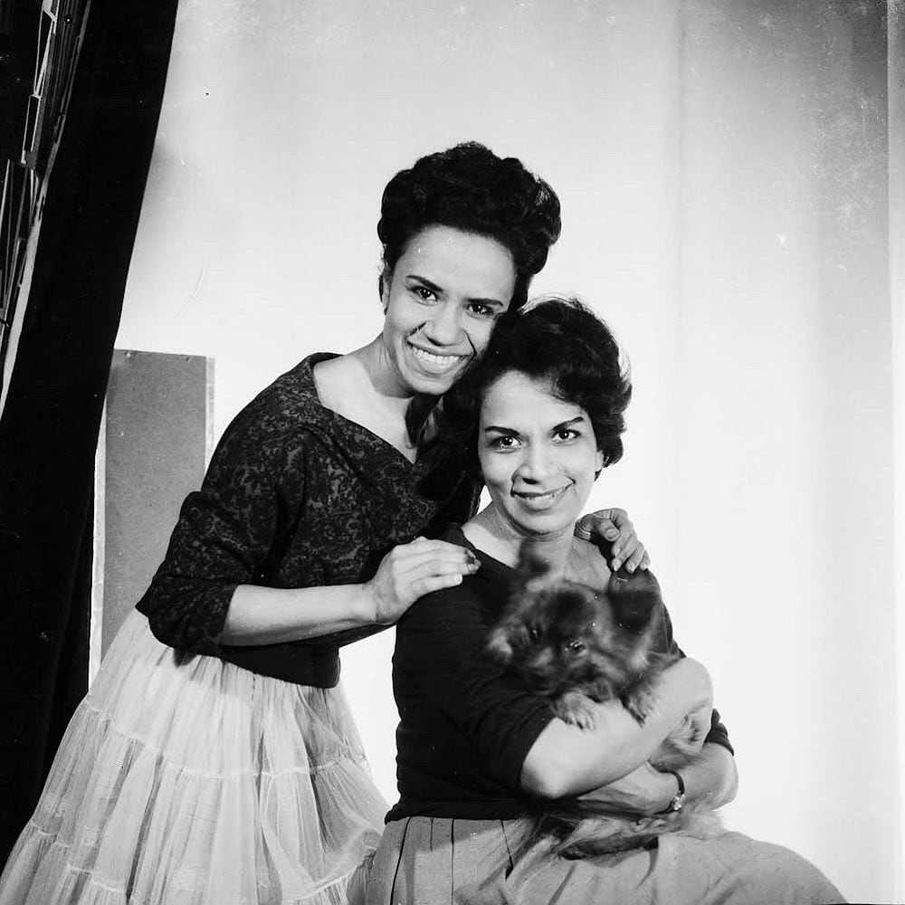 Luisita y Chela Escarria, la mujeres al frente de Foto Estudio Luisita