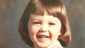 Una niña de tres años