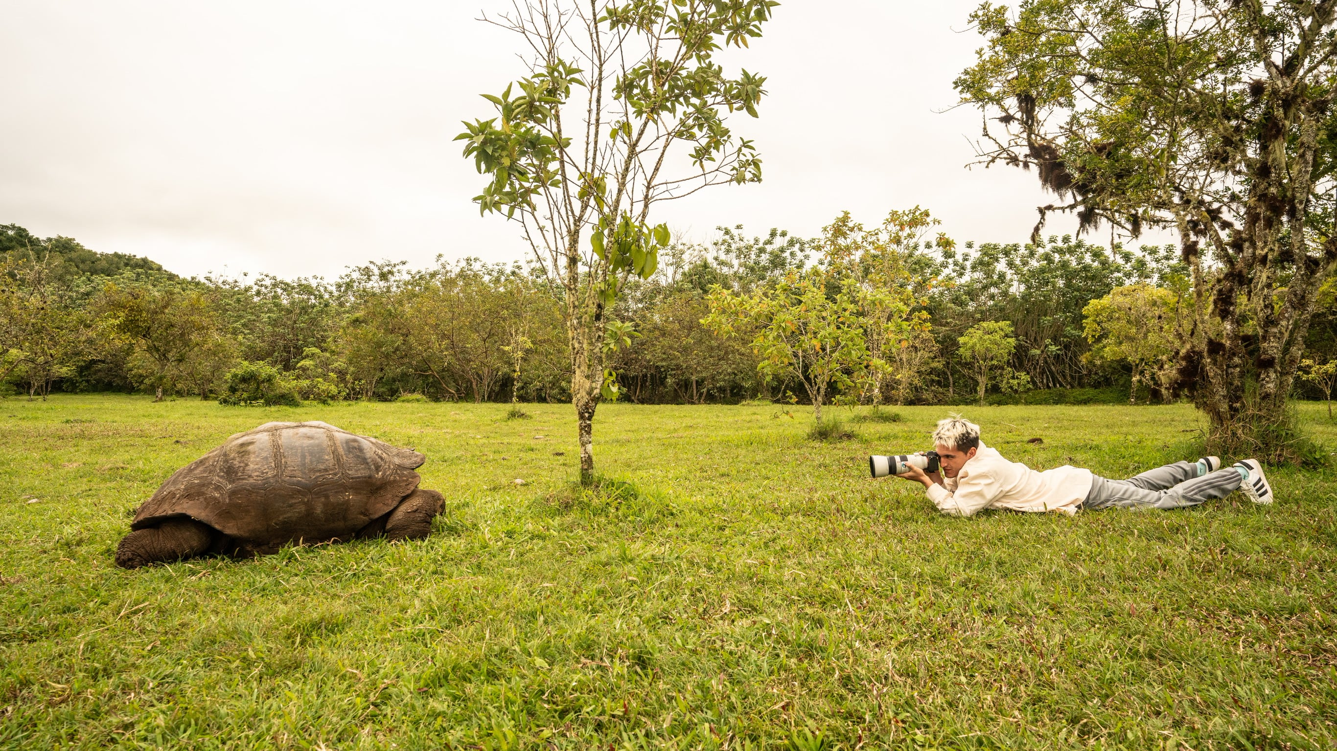 Además de fotógrafo, Marín es divulgador ambiental: utiliza sus imágenes para acercar al público a la naturaleza y generar conciencia sobre la protección de las especies