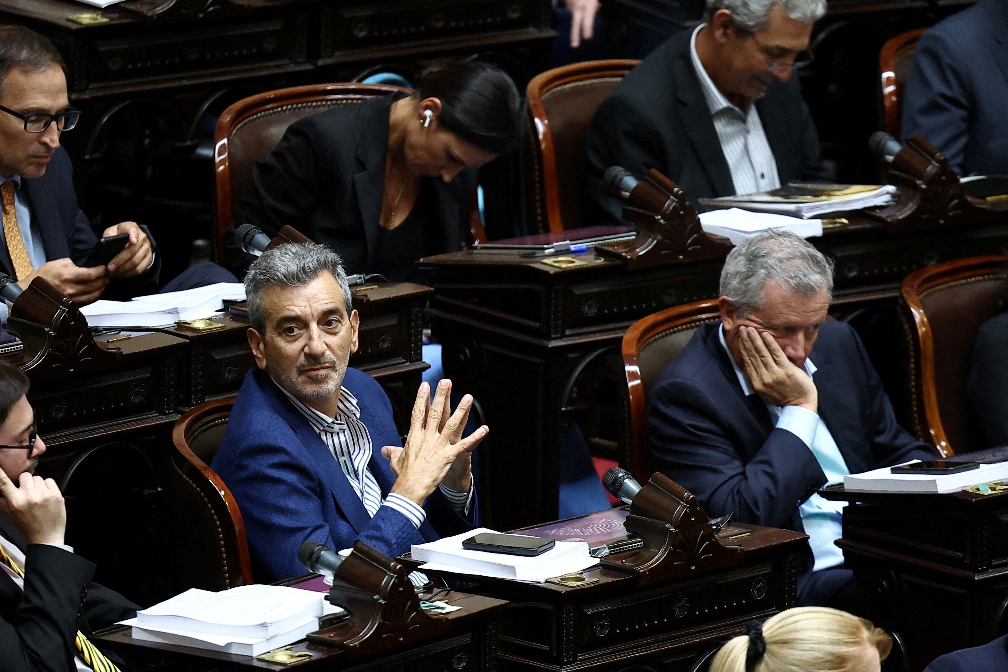 La Boleta Única Papel se usará por primera vez en elecciones nacionales, buscando mayor transparencia - (REUTERS)