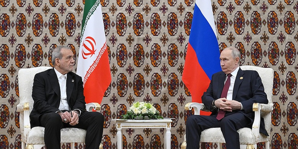 Aseguran que Putin provee información de inteligencia a Irán para atacar buques, aviones y centros de comando de EEUU - Infobae