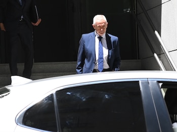 El director adjunto operativo (DAO) de la Guardia Civil, Manuel Llamas, a su salida de la Audiencia Nacional. (Jaime Luján Alarcón / Europa Press)