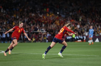 Olga Carmona, tras anotar el primer gol de la final. REUTERS