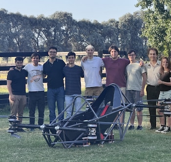 El proyecto de Atol nació entre estudiantes de secundaria y hoy combina propulsión eléctrica, controles asistidos y despegue vertical