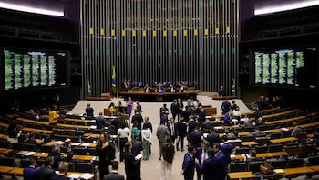 La Cámara de Diputados de Brasil aprobó reducir la jornada laboral a 40 horas semanales