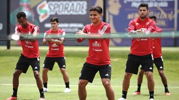 Perú se medirá ante Chile