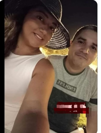 La pareja fue identificada poco