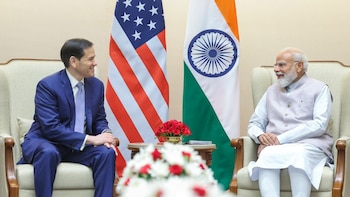 Marco Rubio se reunió con Narendra Modi en Nueva Delhi y lo invitó a Washington