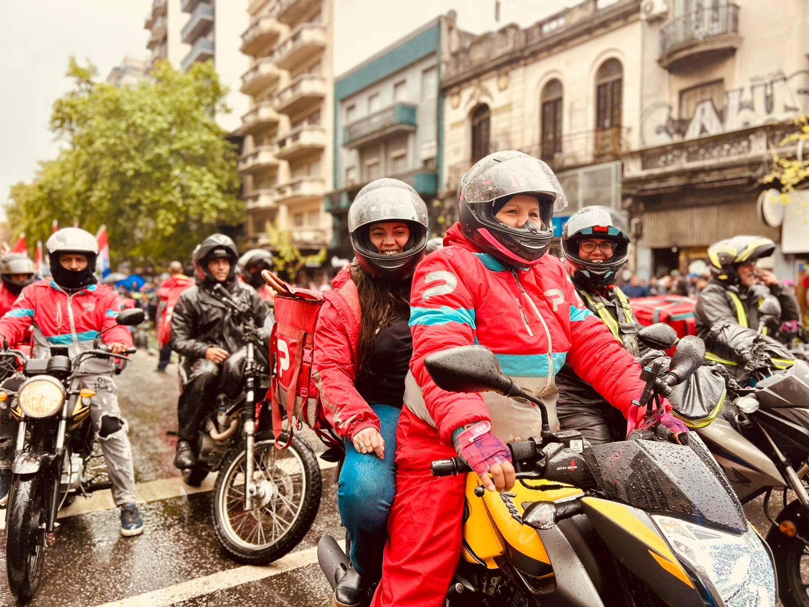 Movilización del PIT-CNT durante un paro parcial en Uruguay (PIT-CNT)