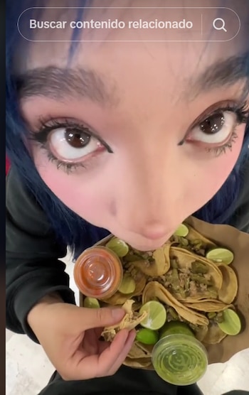 Con mucha alegría, se comió