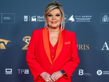 16/01/2024 Terelu Campos desvela cómo está y corrige a su hermana Carmen Borrego: "No estoy sola ni me siento sola".
Una semana después de que Carmen Borrego concediese una exclusiva a la revista 'Lecturas' para mostrar la casa que ella y Terelu Campos han heredado de su madre en Málaga, y confesase su preocupación por su hermana -"Yo tengo a mi marido pero ella está sola" ha expresado- la mayor de las hijas de María Teresa Campos ha reaparecido públicamente en la entrega de los Premios Iris de la Academia de Televisión.
EUROPA ESPAÑA SOCIEDAD