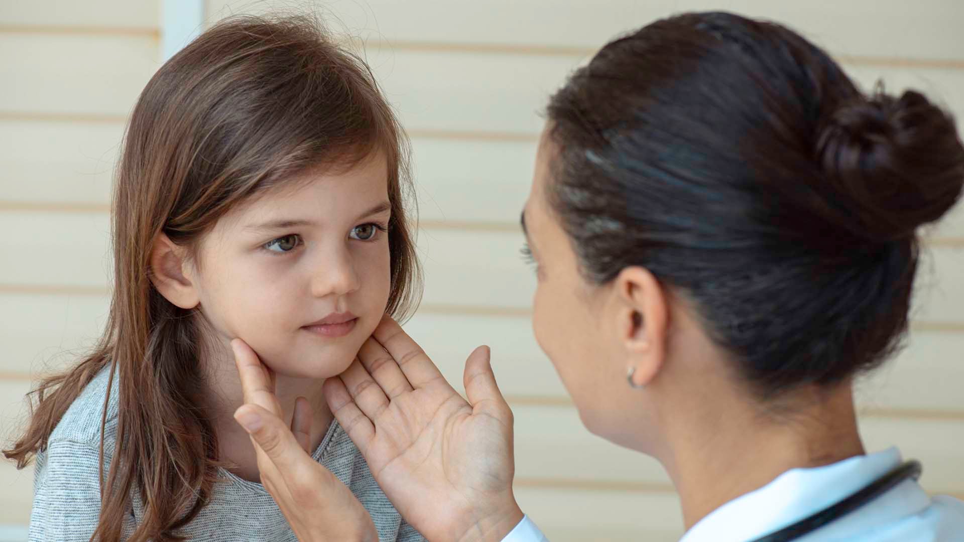 La alarma inmunitaria generalizada activada por el estreptococo puede impactar negativamente en diferentes órganos y tejidos