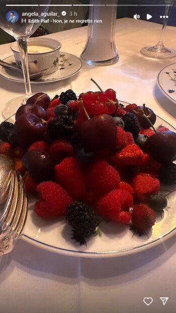 (IG: @angela_aguilar_)
