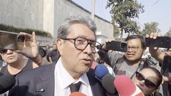 Ricardo Monreal despide a Cuauhtémoc Cárdenas en su funeral y afirma que Morena no existiría sin él