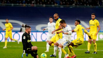 El show de atajadas de Jeremías Ledesma ante el Real Madrid: el Cadiz rescató un empate de su visita al Santiago Bernabéu