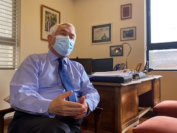 El ministro de Salud de