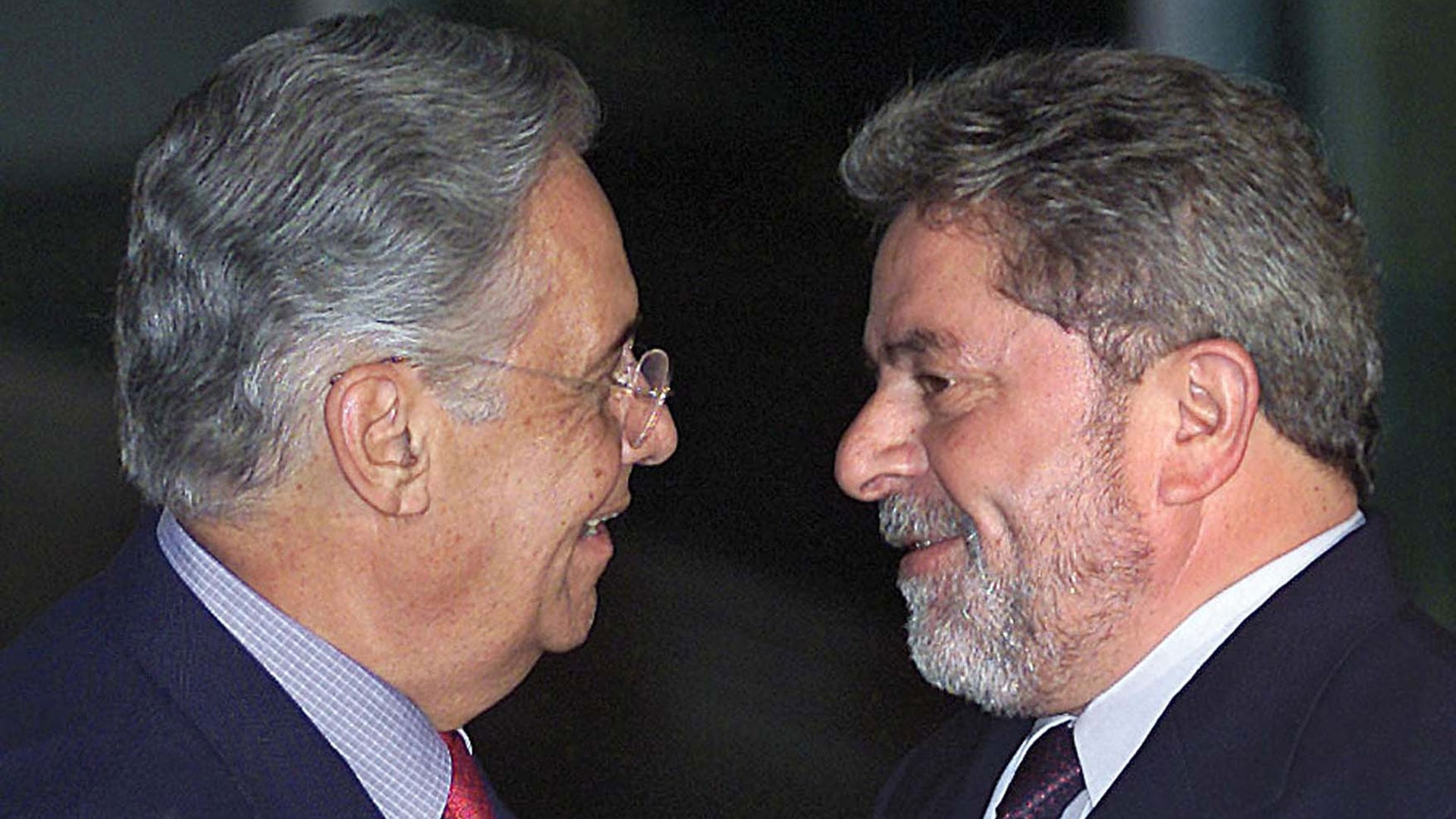 En 2002, la eventual llegada al gobierno de Luiz Ináçio Lula da Silva generó un temor considerable en los mercados, ya que se dudaba de la continuidad de las políticas pro-inversión del entonces presidente Fernando Henrique Cardoso (Foto: AFP)
