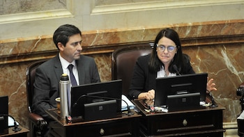 La senadora libertaria Carmen Álvarez