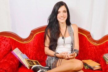Carolina Andújar, escritora colombiana. Imagen: Penguin Random House