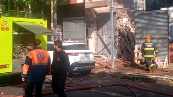 Los bomberos tienen controlado el