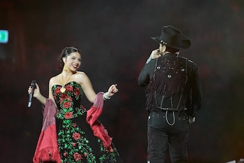 Angela Aguilar y Christian Nodal -México- 30 mayo