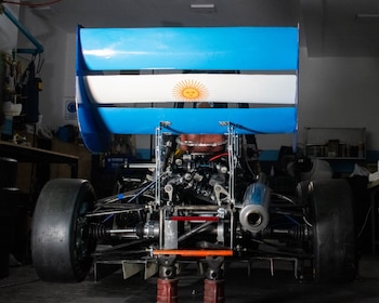 Estudiantes de la UBA construyeron un auto de carrera y participaron de una prestigiosa competencia
