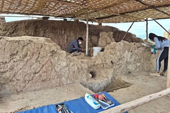 Segundo muro hallado en la