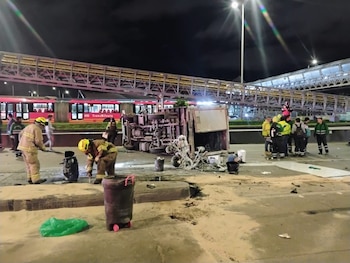 Dos vehículos involucrados en accidente
