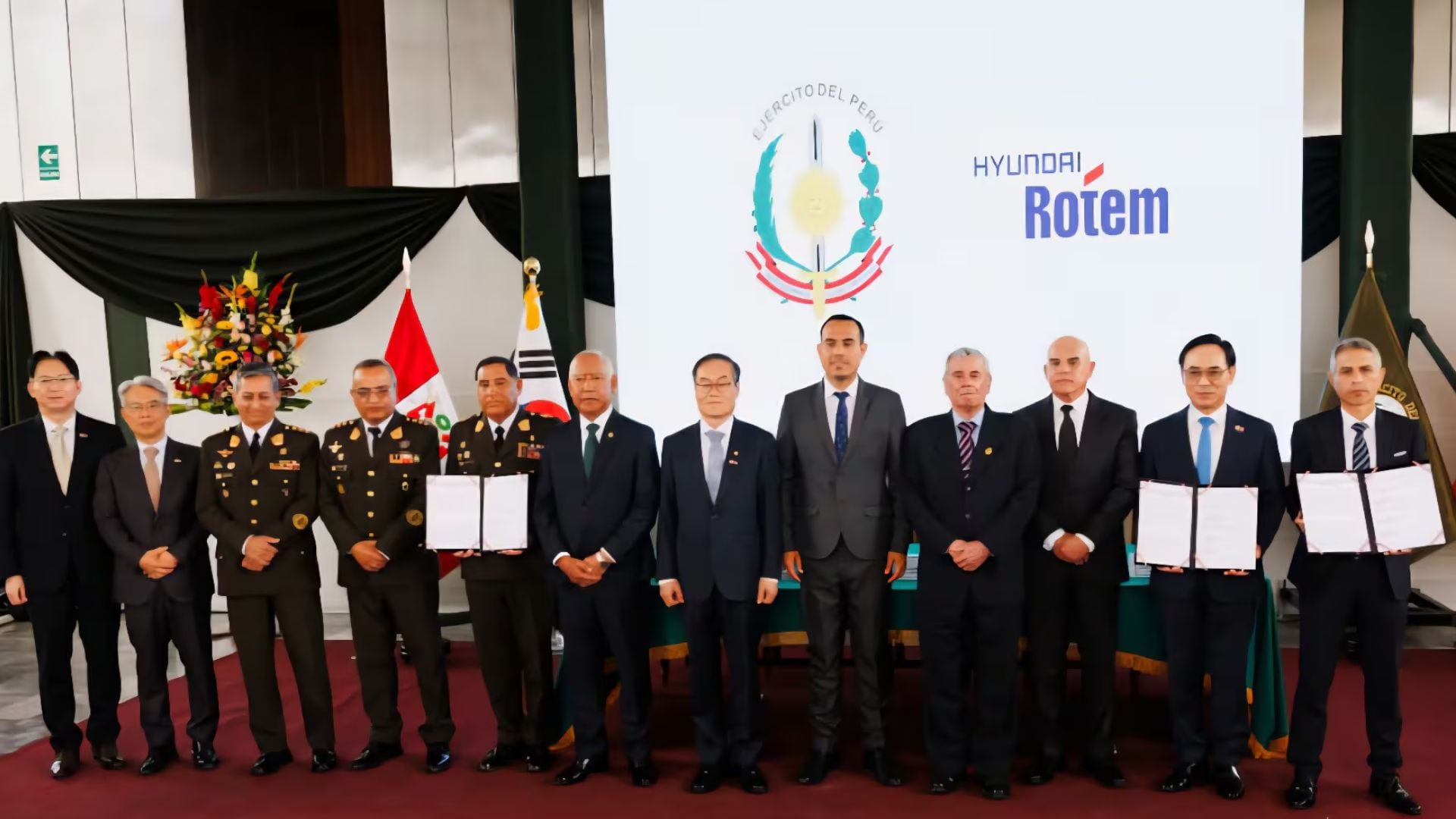 Firma de acuerdo contó con la presencia del presidente José Jerí. | Presidencia