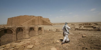 Las reconstrucciones sucesivas del templo de Enki evidencian el desarrollo arquitectónico y religioso de los sumerios durante más de dos mil años (Imagen Ilustrativa Infobae)