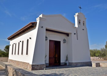 Las dos capillas atraen el