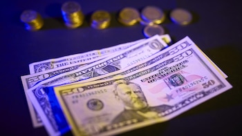 El platino perfora los 2.100