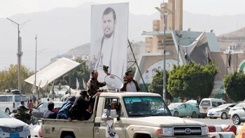 Estados Unidos bombardea de nuevo