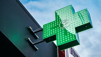 Los sindicatos anuncian nuevas concentraciones si FEFE no retoma la negociación del Convenio de Farmacia