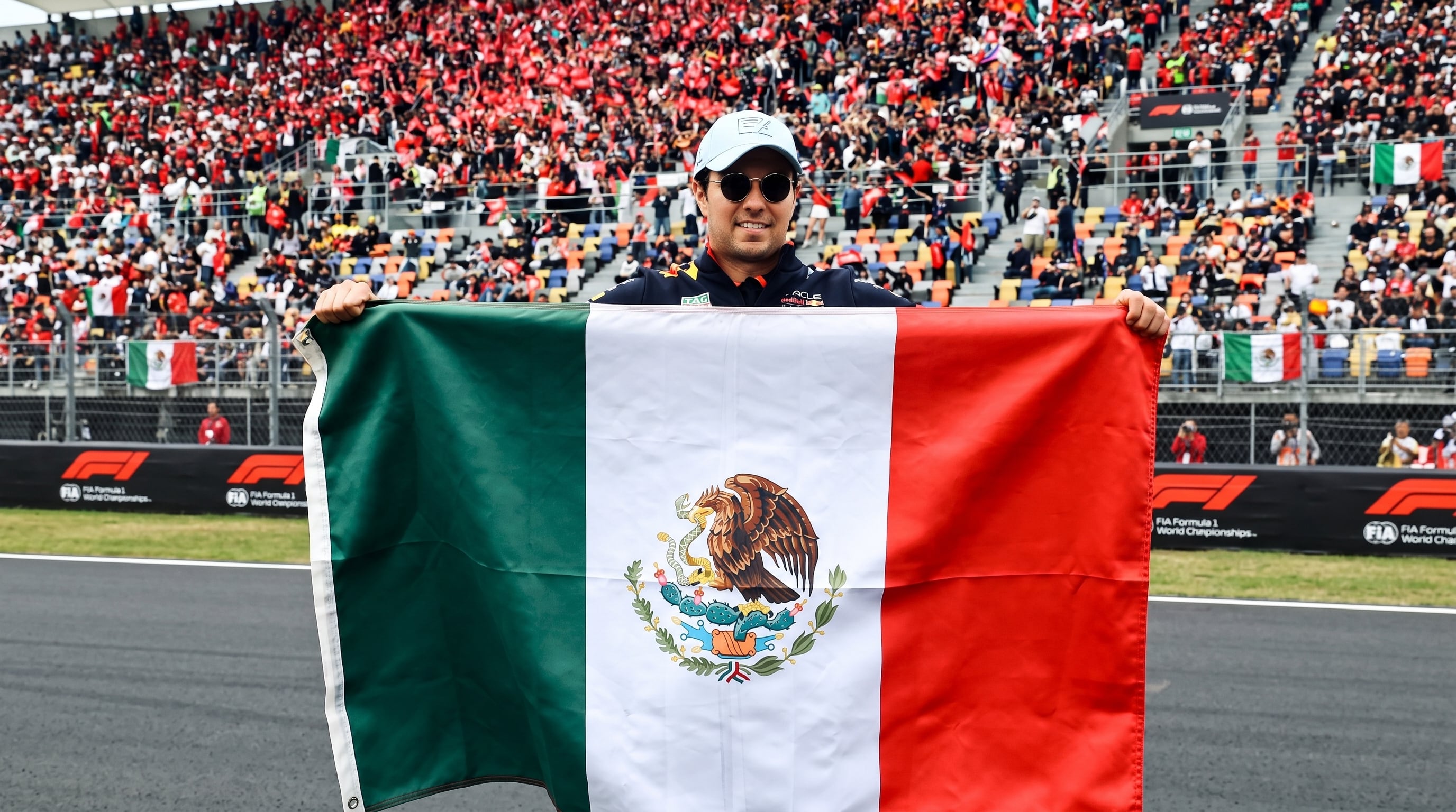 Checo Pérez entrará en el selecto grupo de las leyendas de la Fórmula 1 con 300 Grandes Premios