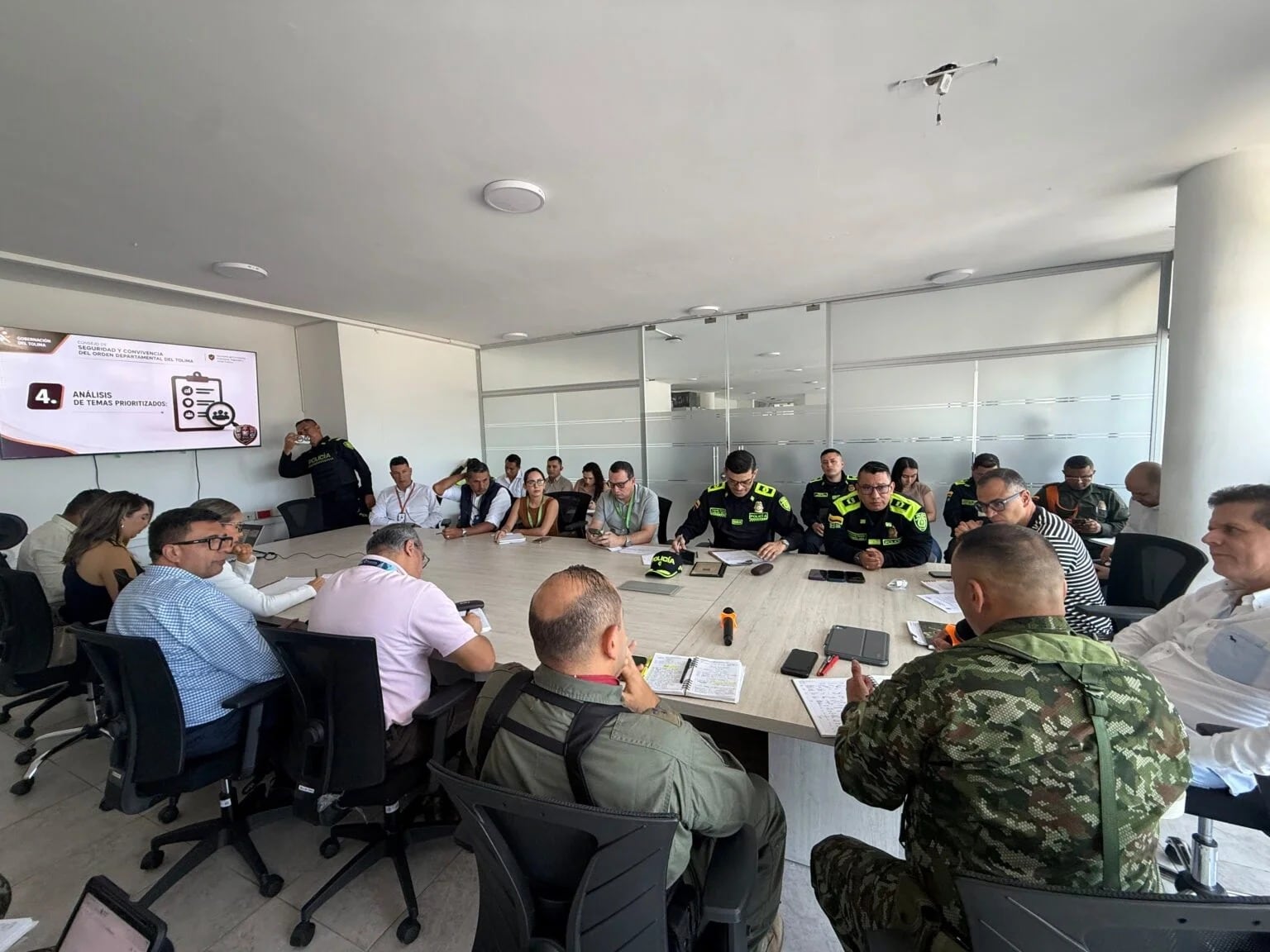 La fuerza pública desplegó un dispositivo de seguridad en los corredores viales del Tolima ante el incremento de viajeros por la semana de receso escolar - crédito prensa Ejército Nacional