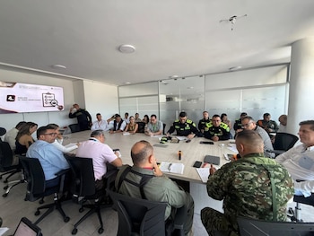 La fuerza pública desplegó un dispositivo de seguridad en los corredores viales del Tolima ante el incremento de viajeros por la semana de receso escolar - crédito prensa Ejército Nacional