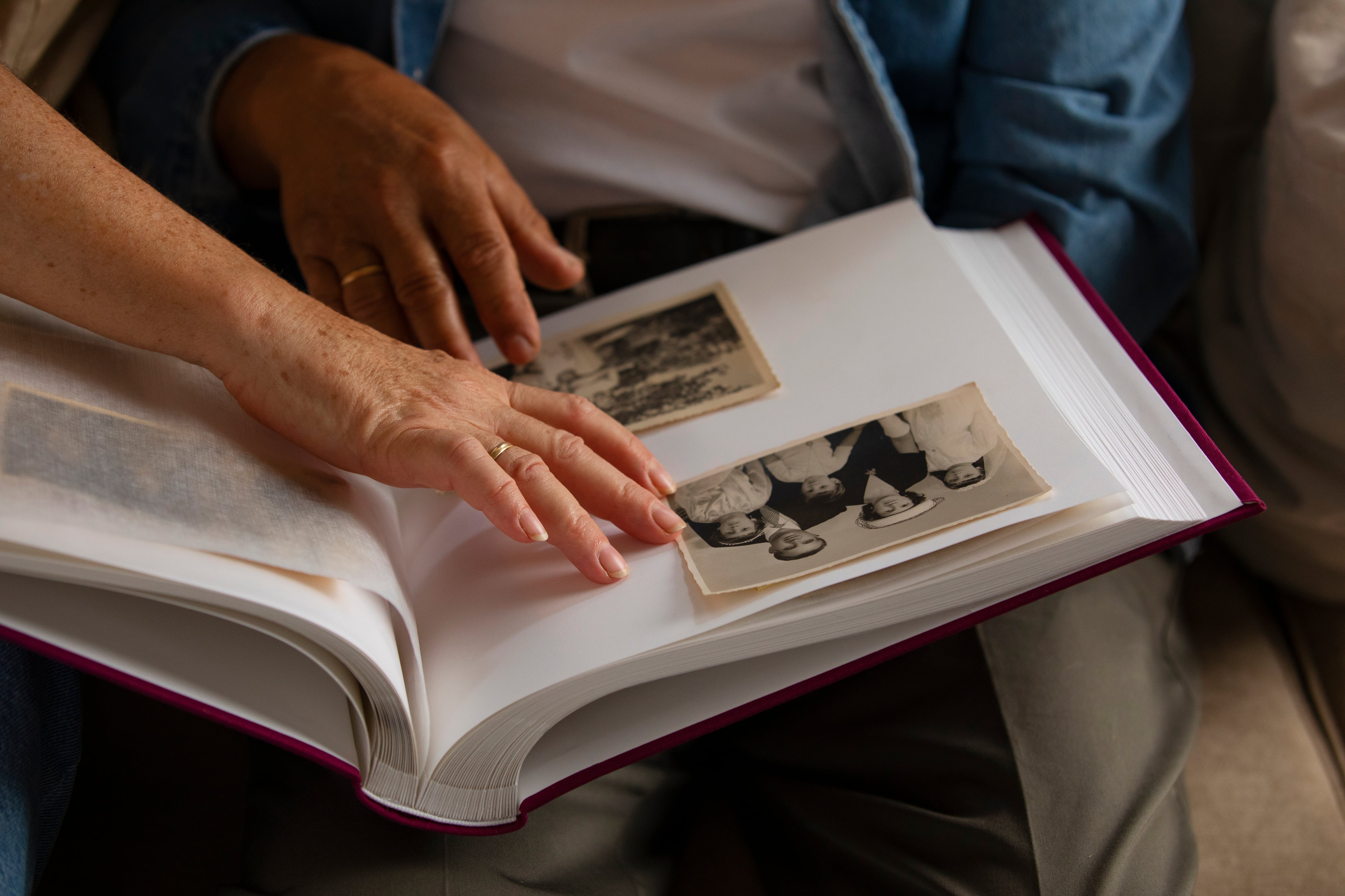 Estudio revela cómo la memoria recupera recuerdos olvidados