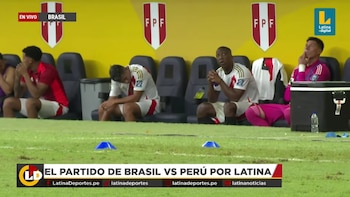 Luis Advíncula explotó tras cambio