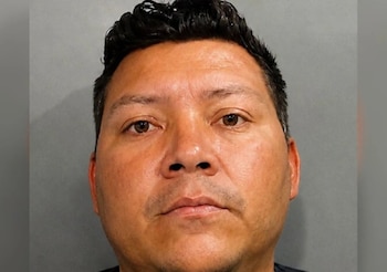 Os Estados Unidos apontam Cristhiam Rodríguez Izcano como responsável pela morte de Tracy Harlam em um acidente de carro ocorrido em Springdale, Arkansas, em 2022. (Foto cortesia)