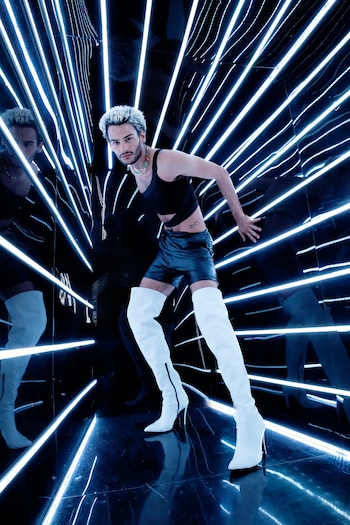 El modelo Santiago Robledo luce