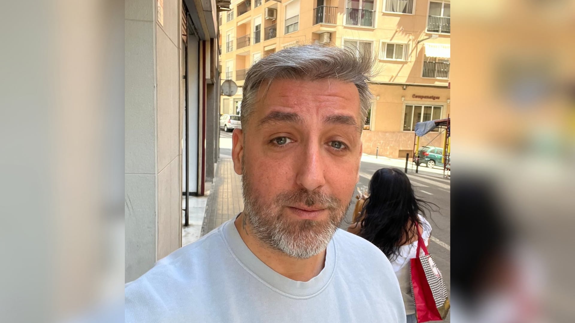 José Luis, en una de sus cortas salidas a la calle. (Cedida)