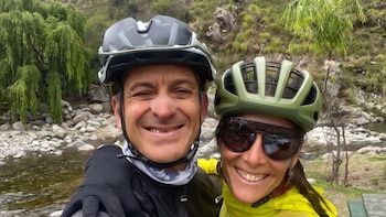 La jornada de ciclismo de Juana Viale - VisualesIA ScribNews
