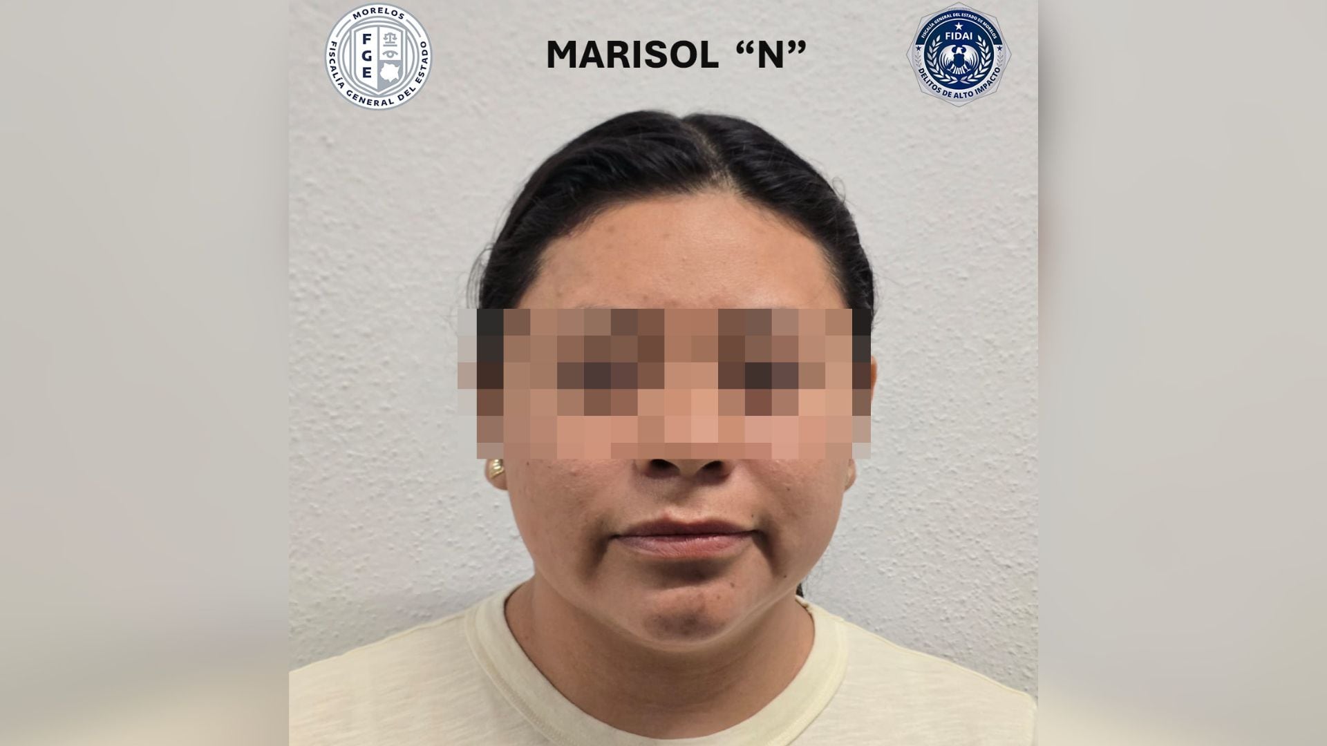 Esposa del alcalde de Temoac es detenida junto con otro funcionario por extorsión en Morelos