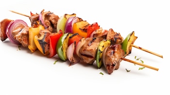 Las brochettes de pollo son